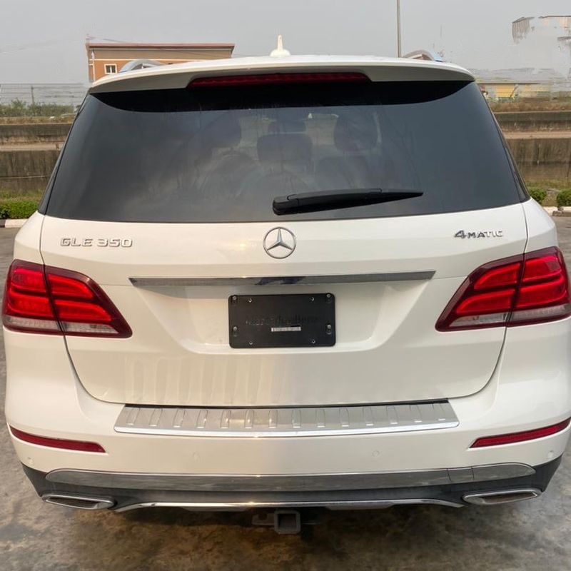 Thumbnail 4 of 2017 Mercedes-Benz GLE-Class